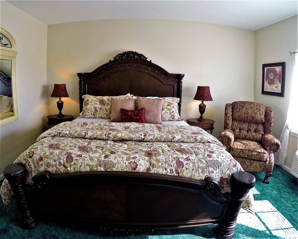 Bradford House Bed And Breakfast Branson Exterior photo