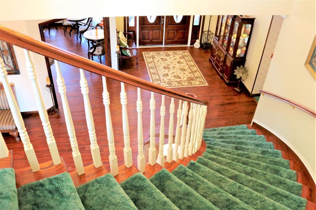 Bradford House Bed And Breakfast Branson Exterior photo